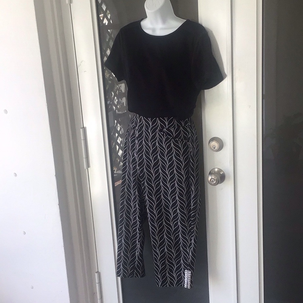 Chicos- Perfect Stretch Capris